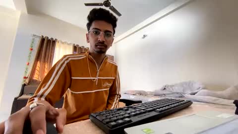 Mask Boy online show from 01-02-25, 04:30