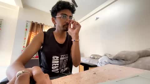 Mask Boy online show from 02-13-25, 04:00