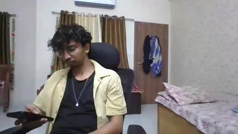 Mask Boy online show from 09-26-25, 06:01