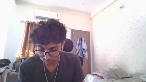 Mask Boy online show from 01-16-26, 04:49