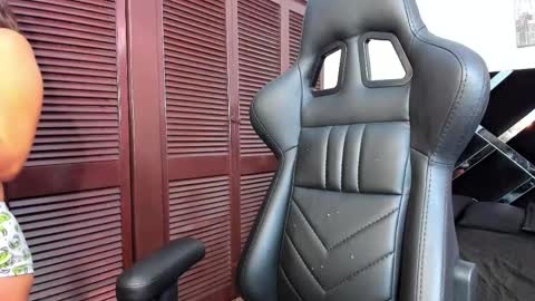 Scarlet  online show from 04-12-26, 05:18