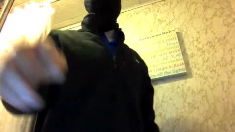 maskedyogaman online show from 11-24-25, 04:34