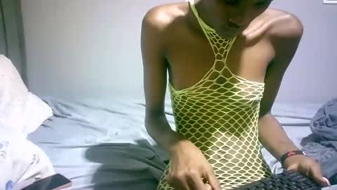 maskgang001 online show from 11-26-25, 02:34