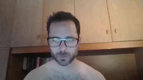 Snapshot of masktheface chatting on 05-23-26, 11:47 masktheface online show from 05-23-26, 11:47