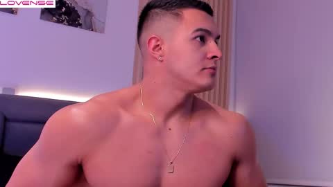 Snapshot of mason_bennet chatting on 11-29-25, 10:24 Mason Bennet online show from 11-29-25, 10:24