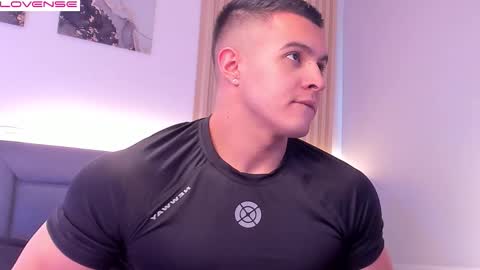 Snapshot of mason_bennet chatting on 12-04-25, 07:55 Mason Bennet online show from 12-04-25, 07:55