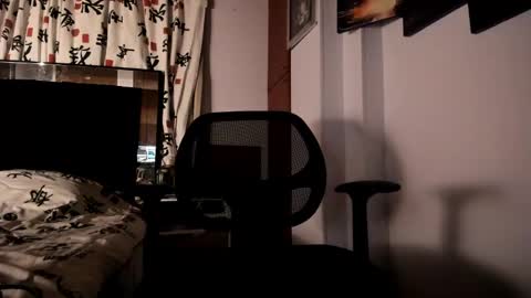 Snapshot of mason_fit chatting on 12-29-24, 02:06 Mason Andre online show from 12-29-24, 02:06