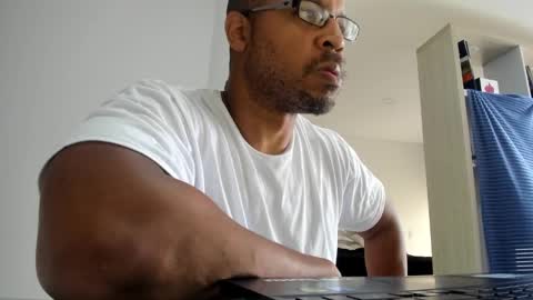 Snapshot of mason_fit chatting on 02-14-25, 06:29 Mason Andre online show from 02-14-25, 06:29