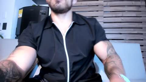 Snapshot of mason_fit chatting on 02-23-25, 06:17 Mason Andre online show from 02-23-25, 06:17