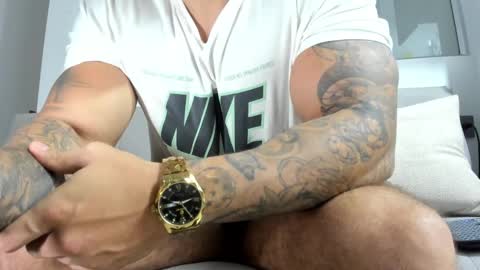 Snapshot of mason_fit chatting on 02-28-25, 08:39 Mason Andre online show from 02-28-25, 08:39