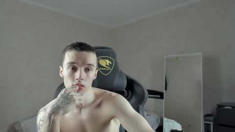 Snapshot of mason_warhol chatting on 01-14-25, 11:42 Mason online show from 01-14-25, 11:42