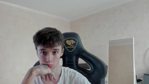 Snapshot of mason_warhol chatting on 02-10-26, 11:58 Mason online show from 02-10-26, 11:58