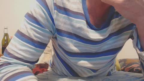 Snapshot of massagermike chatting on 07-08-26, 12:53 massagermike online show from 07-08-26, 12:53