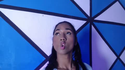 massielhot online show from 10-10-25, 07:35