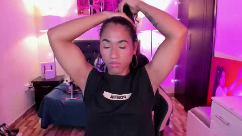 massielhot online show from 01-18-26, 06:12