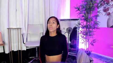 massielhot online show from 05-20-26, 09:43