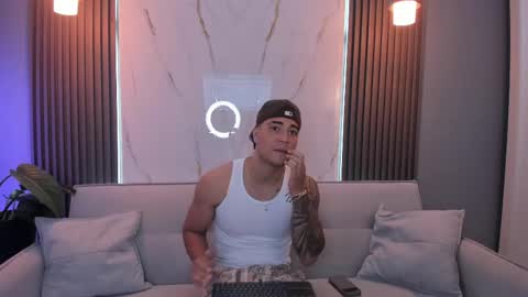 Snapshot of massimo_ross chatting on 04-15-26, 10:55 massimo_ross online show from 04-15-26, 10:55