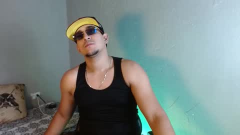 Snapshot of massimo_vidal chatting on 11-06-25, 02:45 massimo_vidal online show from 11-06-25, 02:45