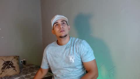 Snapshot of massimo_vidal chatting on 11-07-25, 04:01 massimo_vidal online show from 11-07-25, 04:01