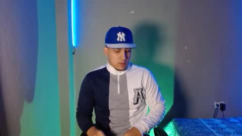 Snapshot of massimo_vidal chatting on 11-24-25, 12:21 massimo_vidal online show from 11-24-25, 12:21