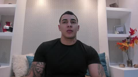 Massimo Contie online show from 12-23-24, 11:57