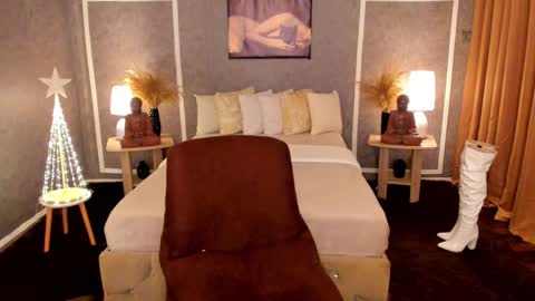 Goddess Mharian online show from 12-29-24, 06:45