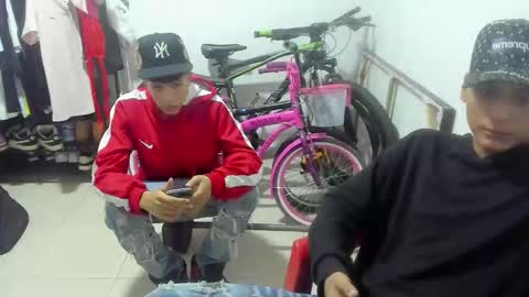 Snapshot of master_billy1 chatting on 04-26-26, 05:49 master_billy1 online show from 04-26-26, 05:49