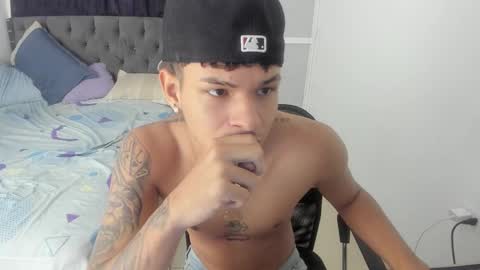 master_boy28 online show from 10-11-25, 03:54