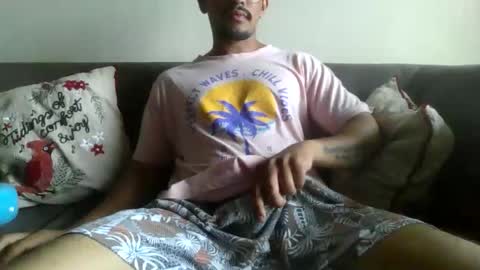Snapshot of master_leoo chatting on 06-11-26, 04:32 master_leoo online show from 06-11-26, 04:32