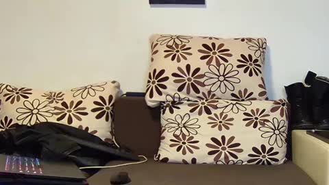 Snapshot of master_roberto333 chatting on 02-12-25, 06:09 SIR online show from 02-12-25, 06:09