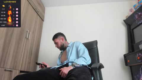 steven  online show from 02-12-26, 04:24