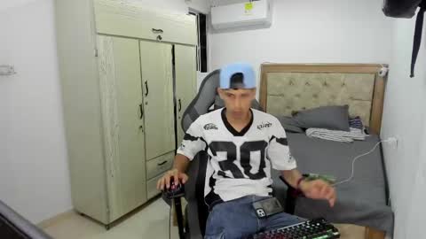 Alpha junior online show from 05-19-26, 01:56