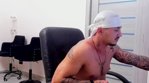 Snapshot of masterchris12 chatting on 12-02-24, 09:39 masterchris12 online show from 12-02-24, 09:39