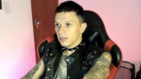 Snapshot of masterdave7 chatting on 04-19-26, 03:44 Dave online show from 04-19-26, 03:44