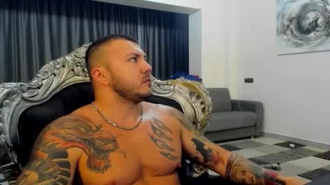 Snapshot of masterdevil11 chatting on 09-18-25, 07:16 Jocker online show from 09-18-25, 07:16