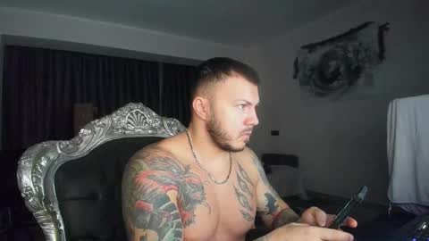 Snapshot of masterdevil11 chatting on 01-19-26, 01:31 Jocker online show from 01-19-26, 01:31