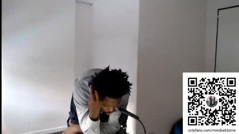 Snapshot of masterdomfuck chatting on 12-17-25, 09:54 Masterdomfuck online show from 12-17-25, 09:54