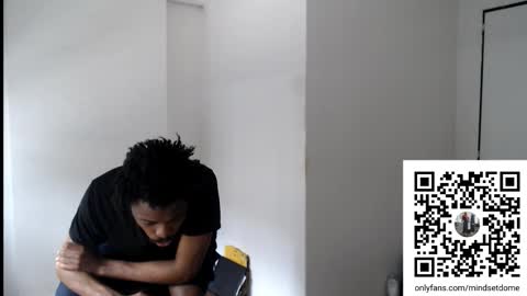 Snapshot of masterdomfuck chatting on 12-21-25, 02:13 Masterdomfuck online show from 12-21-25, 02:13