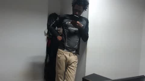 Snapshot of masterdomfuck chatting on 02-06-26, 08:51 Masterdomfuck online show from 02-06-26, 08:51