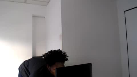 Snapshot of masterdomfuck chatting on 03-11-26, 07:31 Masterdomfuck online show from 03-11-26, 07:31