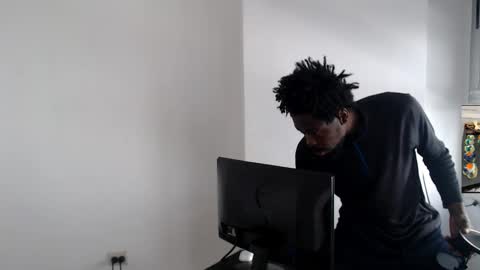 Snapshot of masterdomfuck chatting on 03-18-26, 05:05 Masterdomfuck online show from 03-18-26, 05:05