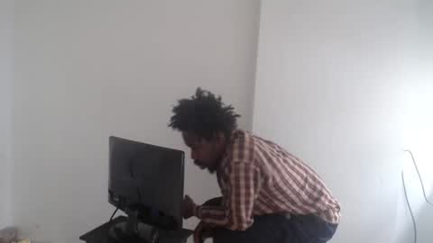 Snapshot of masterdomfuck chatting on 03-25-26, 06:36 Masterdomfuck online show from 03-25-26, 06:36