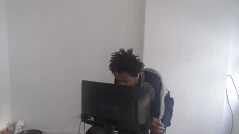 Snapshot of masterdomfuck chatting on 03-31-26, 07:58 Masterdomfuck online show from 03-31-26, 07:58