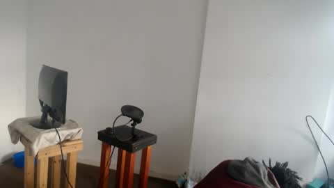 Snapshot of masterdomfuck chatting on 05-19-26, 06:25 Masterdomfuck online show from 05-19-26, 06:25