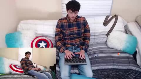 Snapshot of masterflorida chatting on 12-16-25, 10:26 masterflorida online show from 12-16-25, 10:26