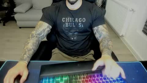 Snapshot of masterkingmuscle chatting on 03-01-25, 11:47 masterkingmuscle online show from 03-01-25, 11:47