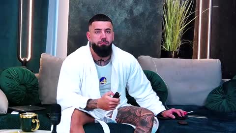 masterkingofmuscle online show from 02-03-25, 07:18