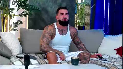 masterkingofmuscle online show from 10-01-25, 06:52