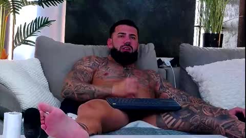 masterkingofmuscle online show from 10-10-25, 06:45