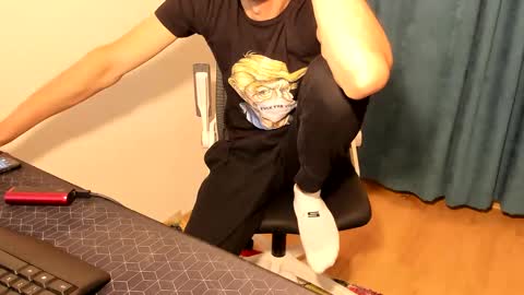 Silly Rabbit  online show from 12-22-24, 01:33